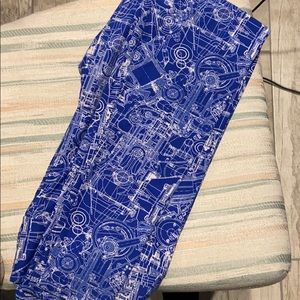 Lularoe TC leggings w/ blueprint pattern
